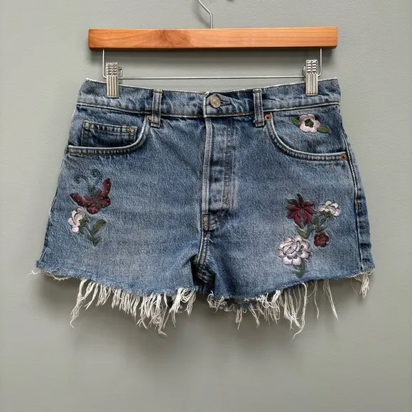 Reformation Jeans Charlie High Rise Jean Short in Fauna Embroidery 26