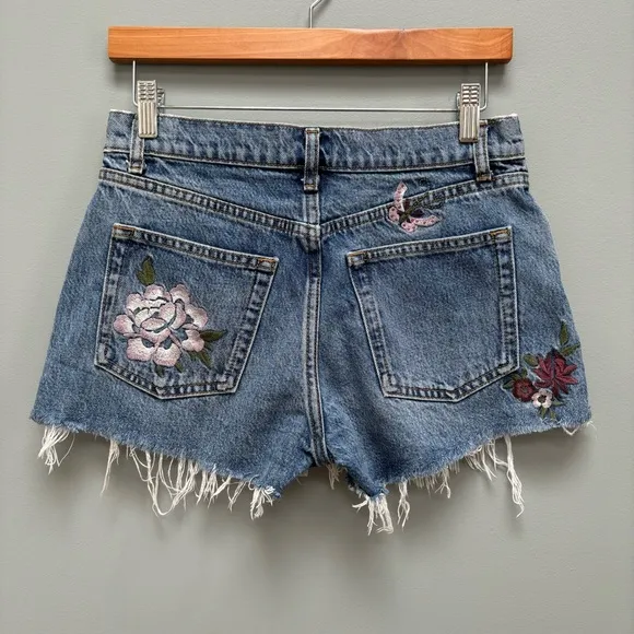 Reformation Jeans Charlie High Rise Jean Short in Fauna Embroidery 26