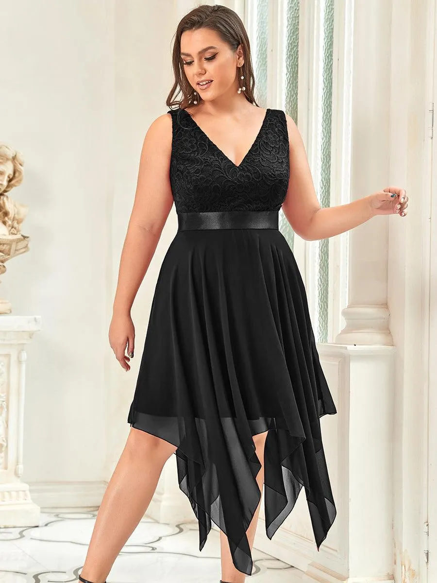 Robe de demoiselle d'honneur en dentelle et en mousseline de soie à col en V de grande taille
