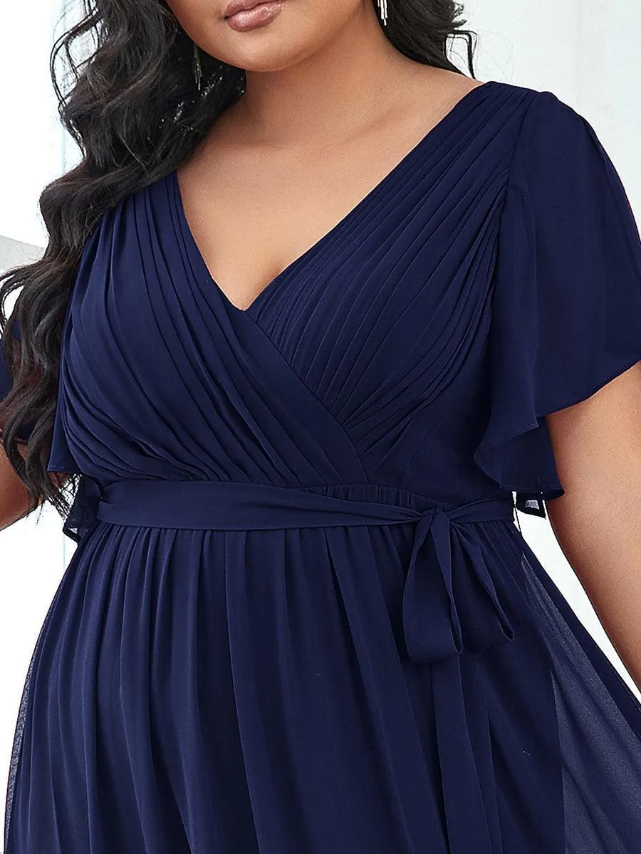 Robe de demoiselle d'honneur en mousseline de soie longue de grande taille à encolure en V Maxi
