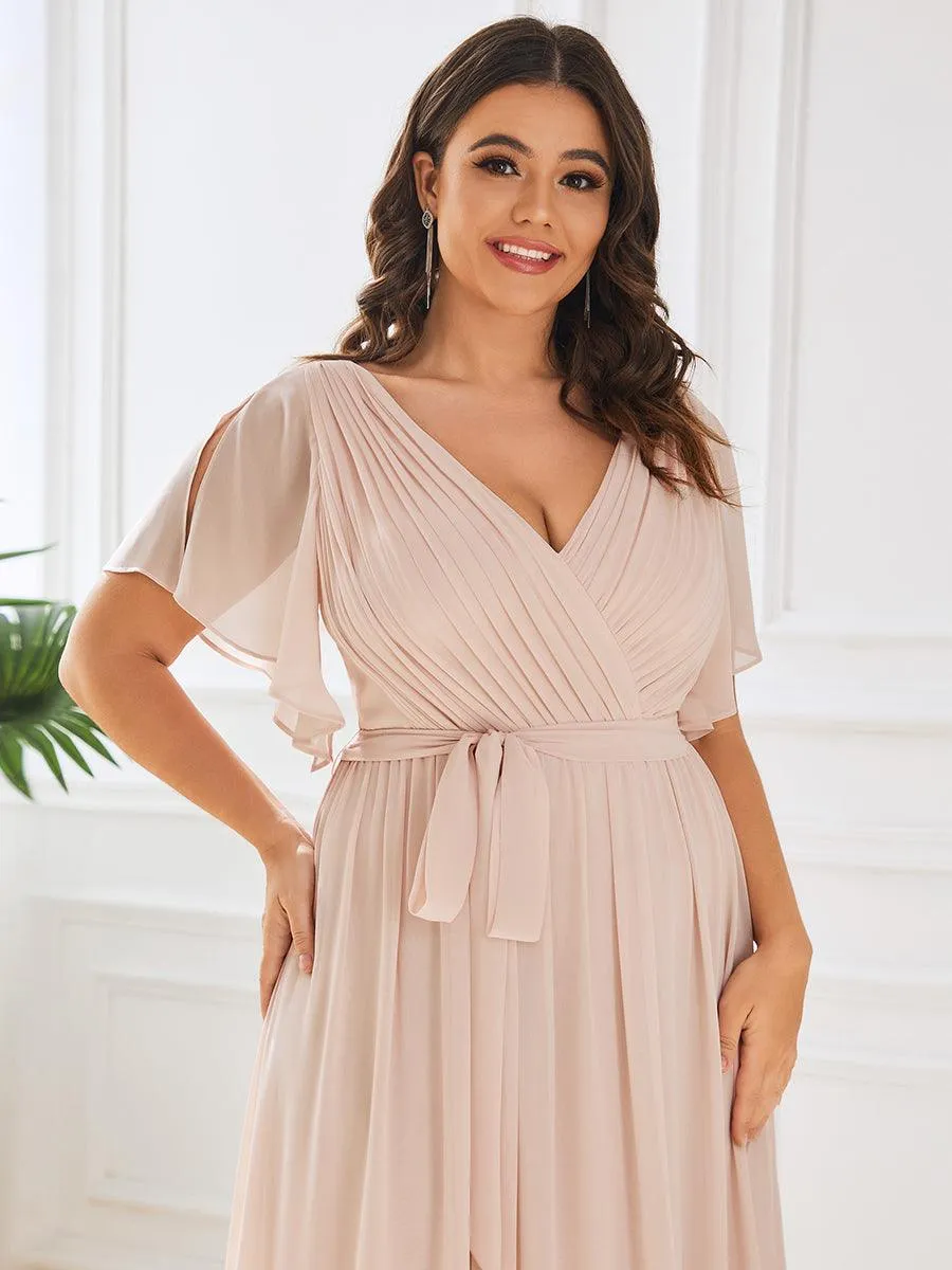 Robe de demoiselle d'honneur en mousseline de soie longue de grande taille à encolure en V Maxi