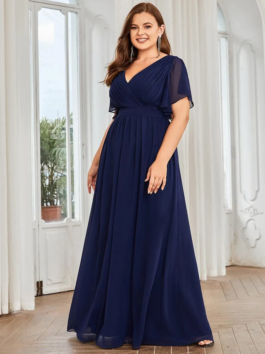 Robe de demoiselle d'honneur en mousseline de soie longue de grande taille à encolure en V Maxi