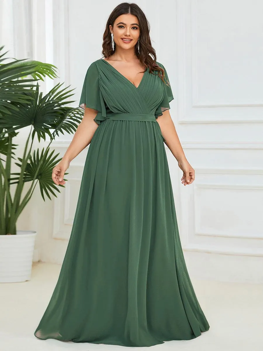Robe de demoiselle d'honneur en mousseline de soie longue de grande taille à encolure en V Maxi