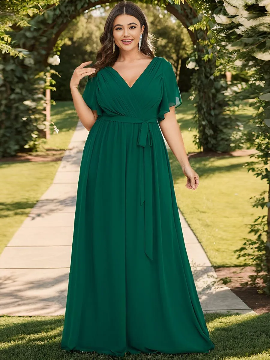Robe de demoiselle d'honneur en mousseline de soie longue de grande taille à encolure en V Maxi