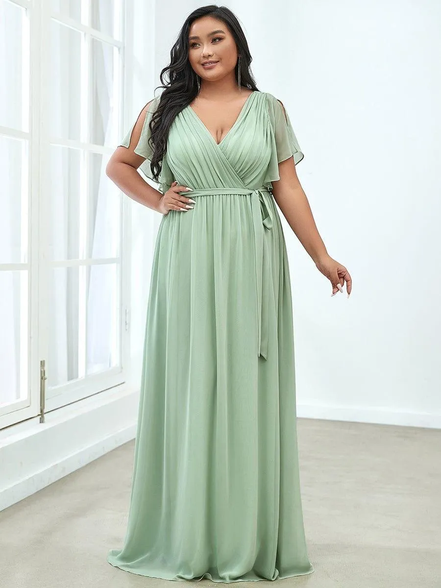 Robe de demoiselle d'honneur en mousseline de soie longue de grande taille à encolure en V Maxi