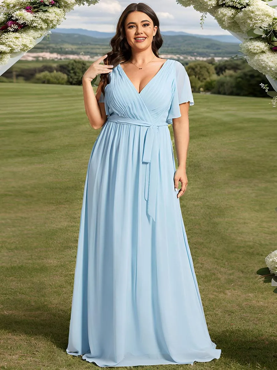 Robe de demoiselle d'honneur en mousseline de soie longue de grande taille à encolure en V Maxi