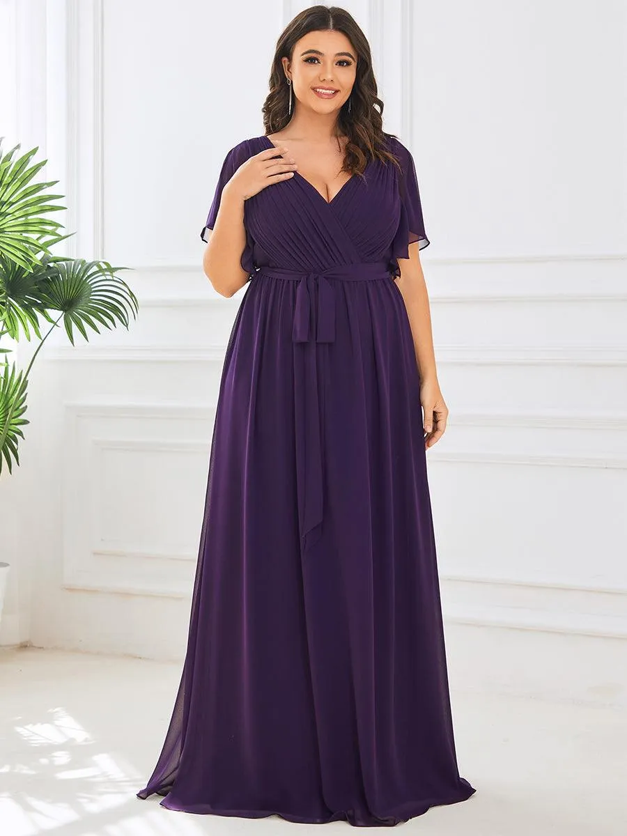 Robe de demoiselle d'honneur en mousseline de soie longue de grande taille à encolure en V Maxi
