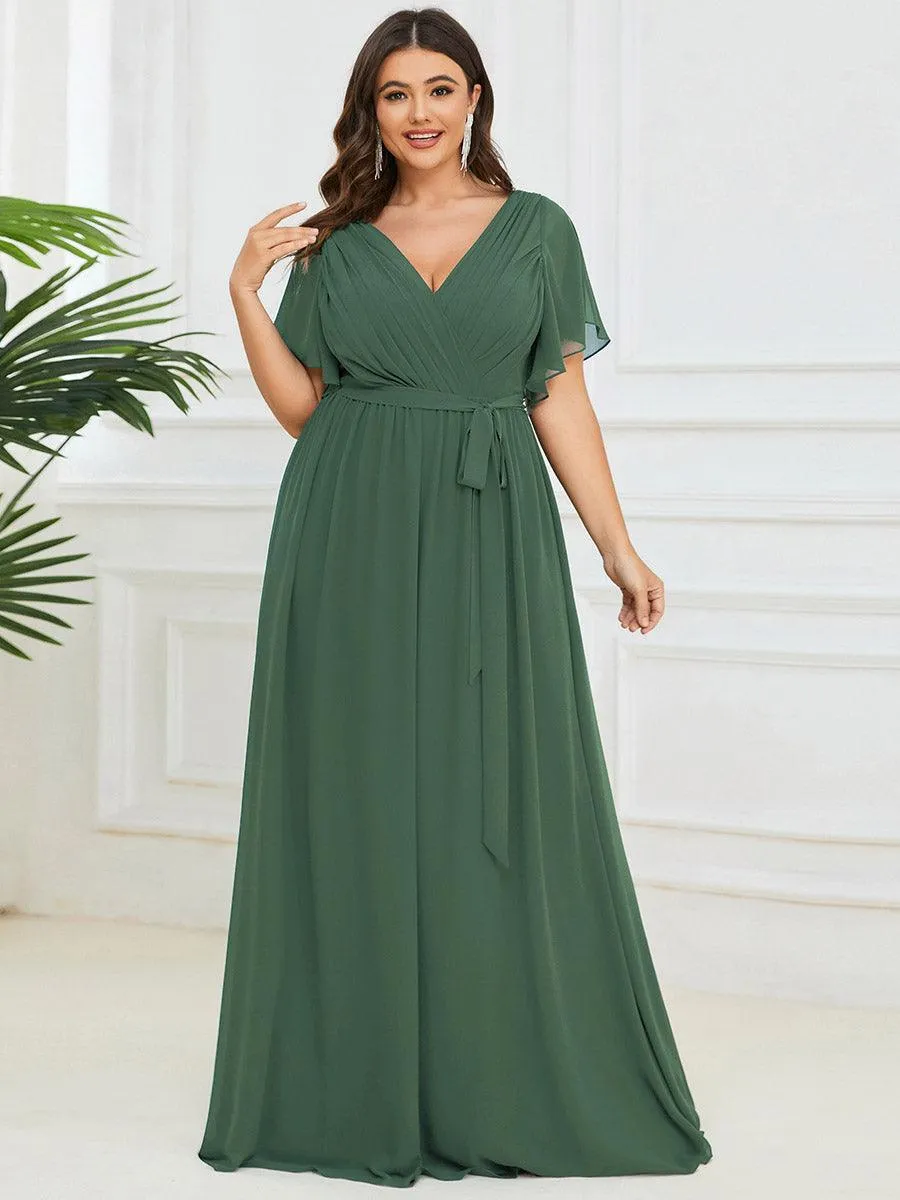 Robe de demoiselle d'honneur en mousseline de soie longue de grande taille à encolure en V Maxi