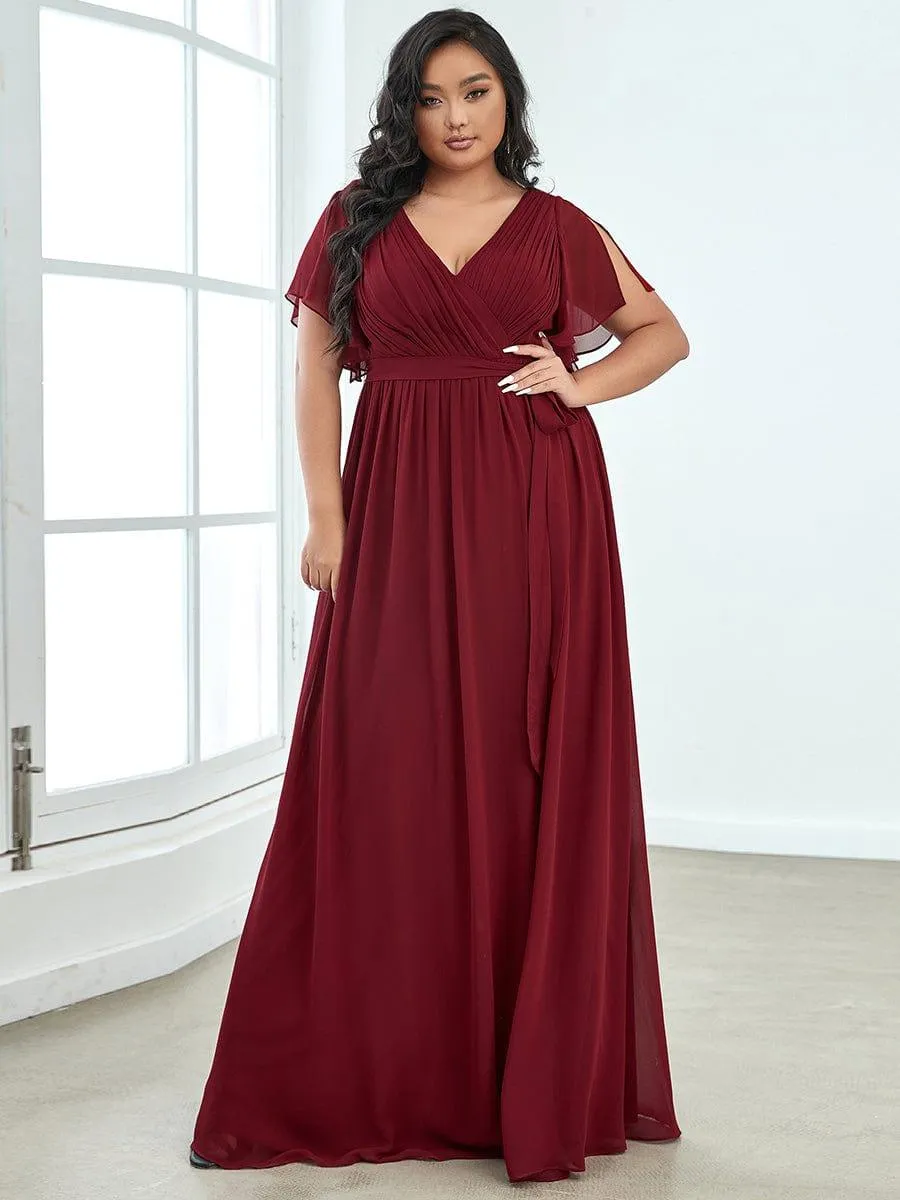 Robe de demoiselle d'honneur en mousseline de soie longue de grande taille à encolure en V Maxi