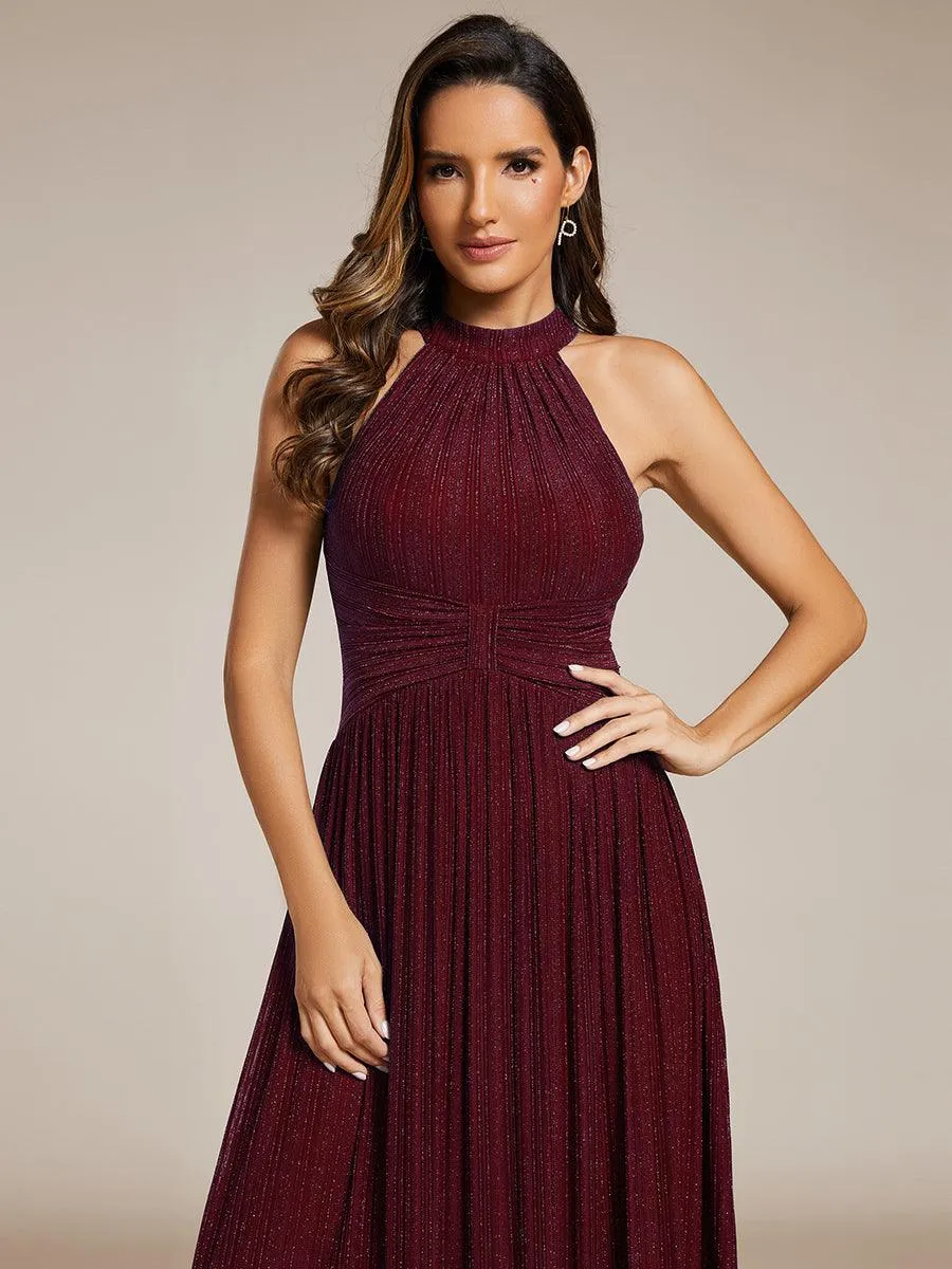 Robe de soirée formelle scintillante à col licou avec silhouette trapèze