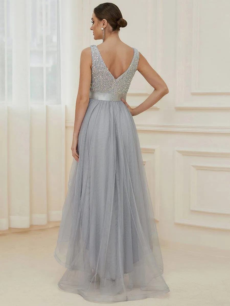Robe de soirée haute basse sans manches à col en V et sequins