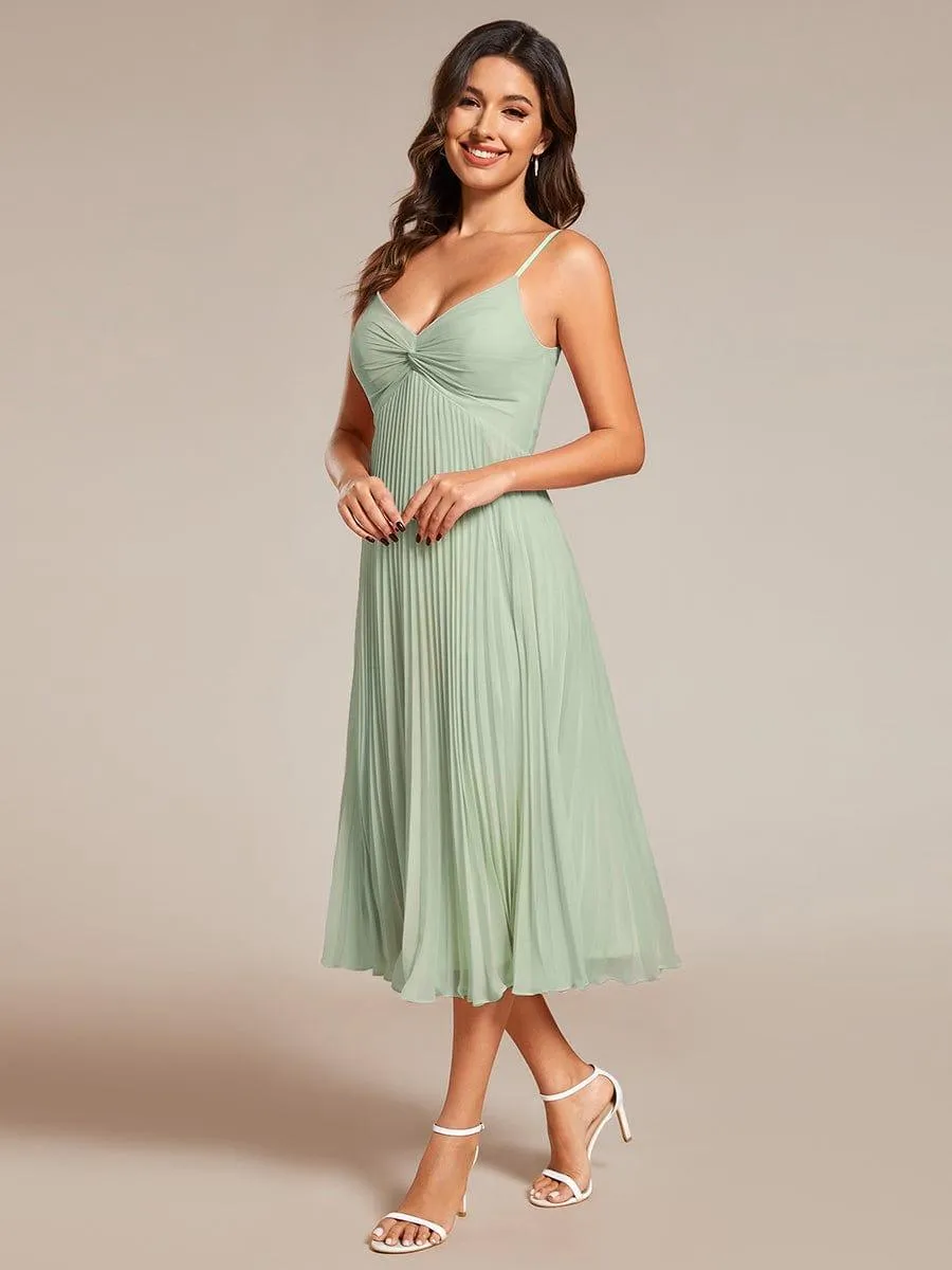 Robe d'invité de mariage dos nu plissée en mousseline de soie mi-longue avec col en V(Vente finale)