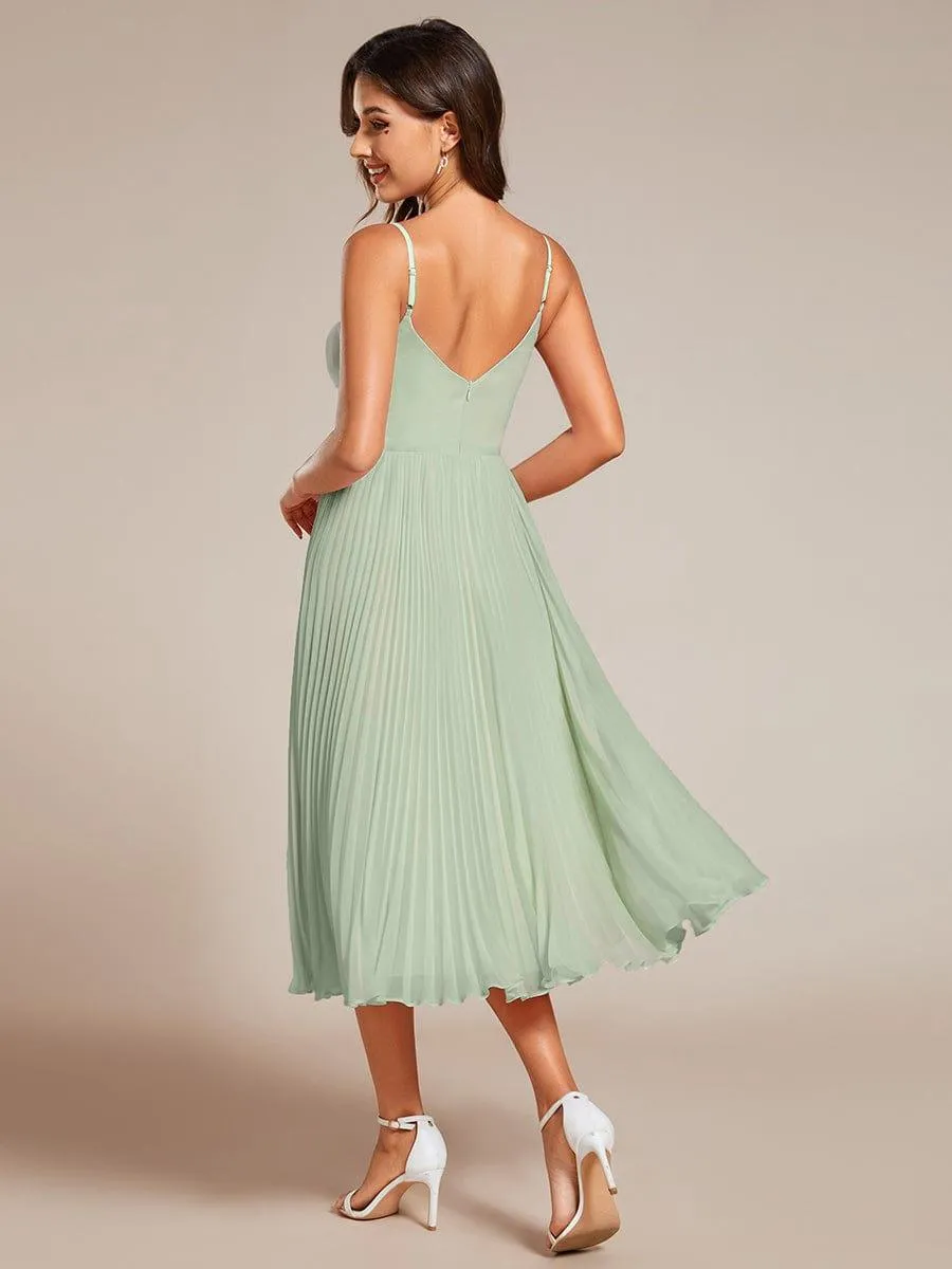 Robe d'invité de mariage dos nu plissée en mousseline de soie mi-longue avec col en V(Vente finale)