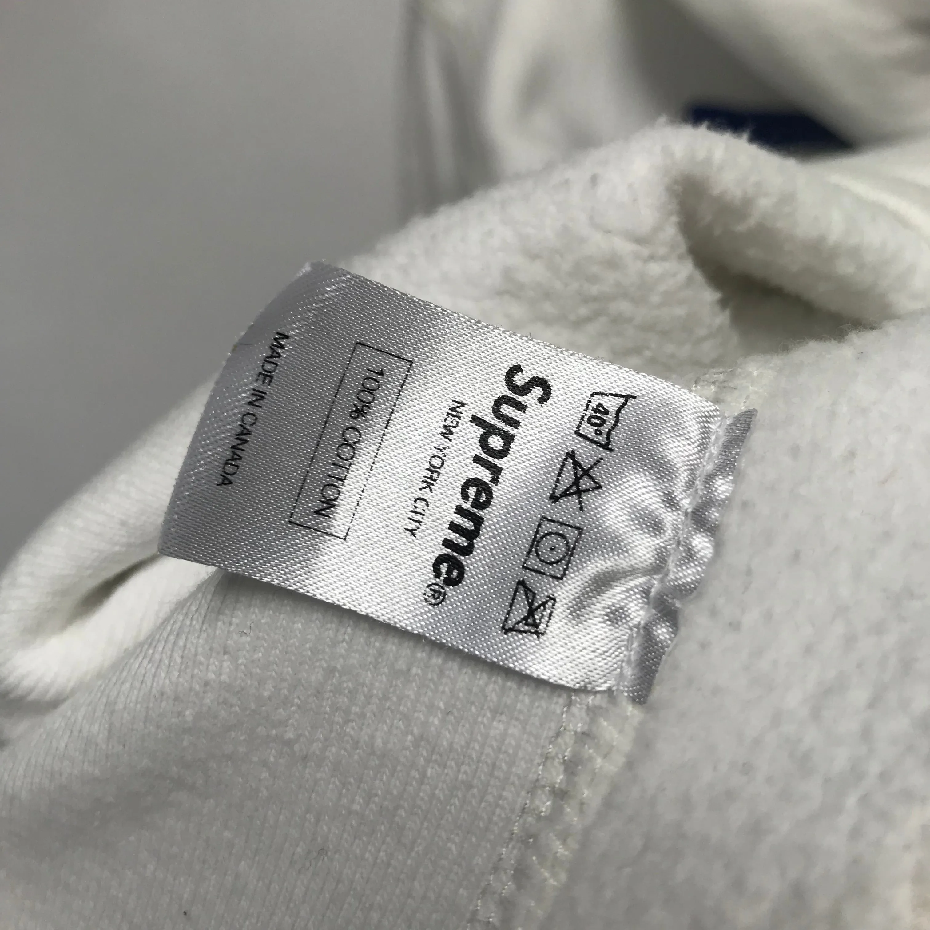 [S] Supreme x Futura Fuck You Pay Me Script Logo Hoodie White