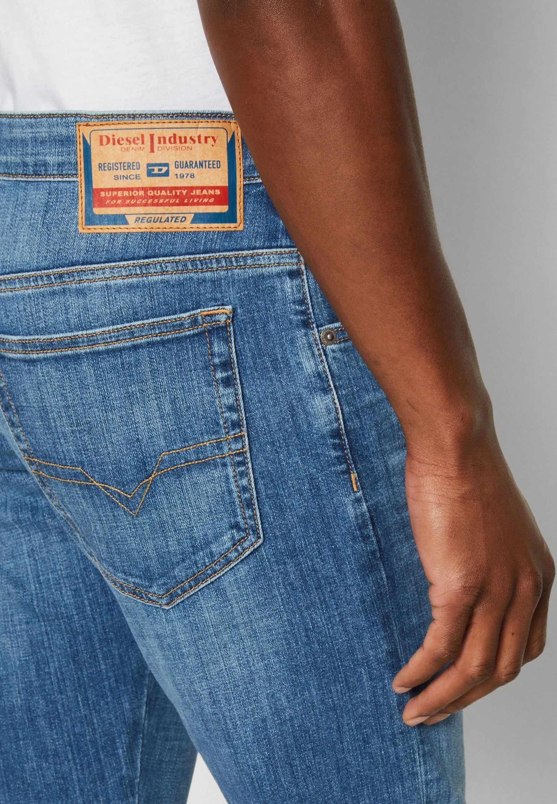 Slim Fit Stretch Denim Jeans with Button Fly – Daniel