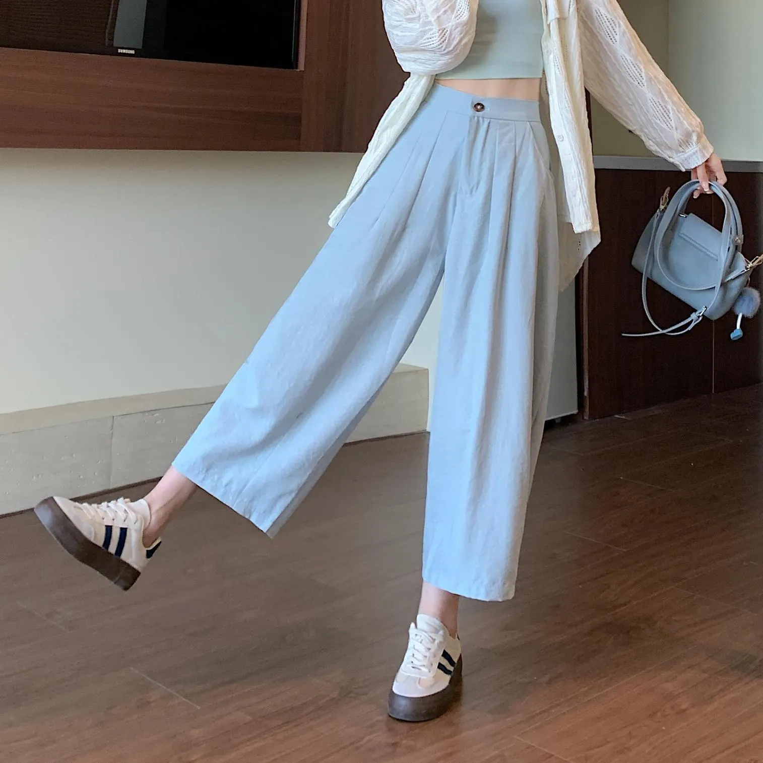 Solid Ankle Cut Jeans for Effortless Style