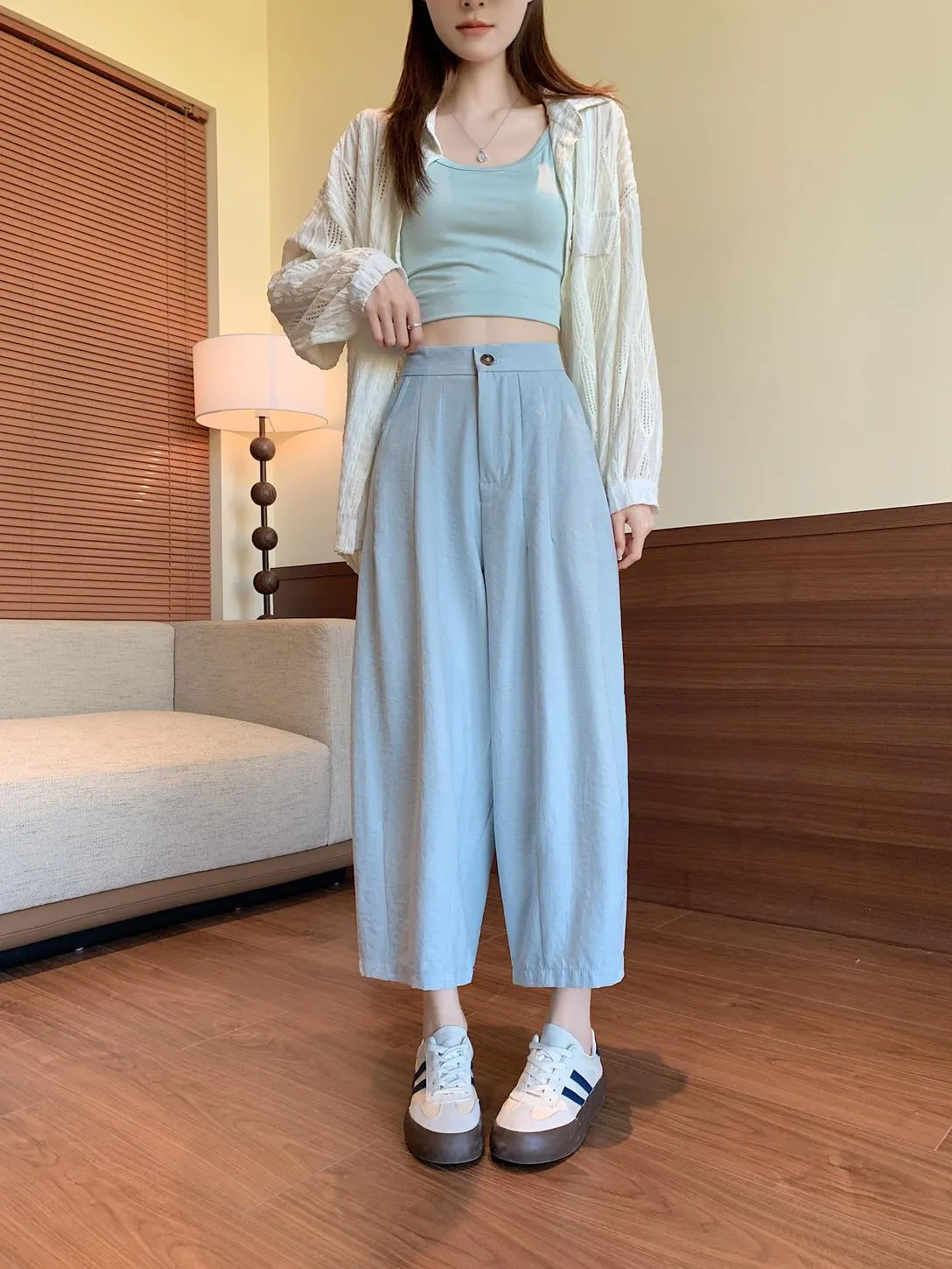 Solid Ankle Cut Jeans for Effortless Style