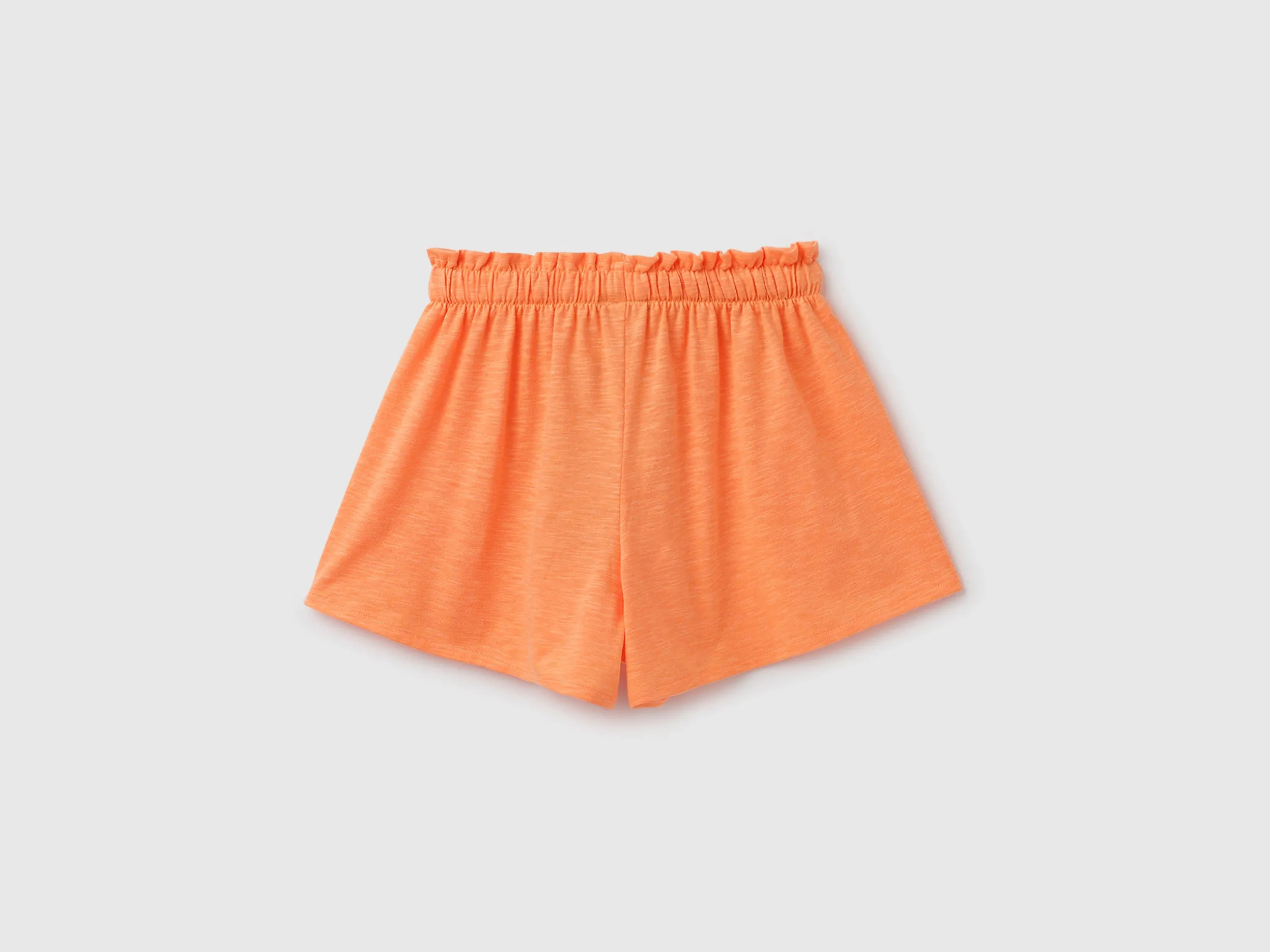 Solid Regular Fit Mid Rise Shorts