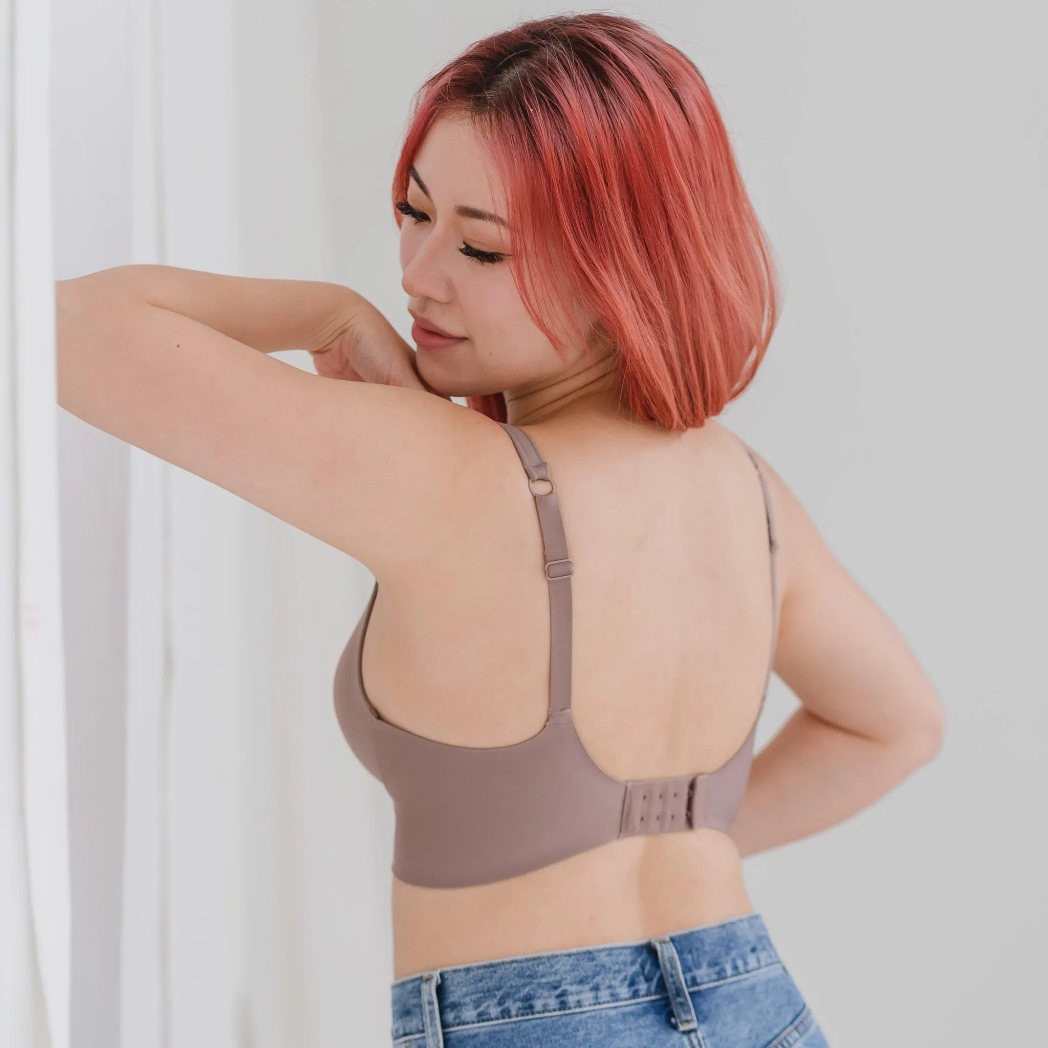 Support Plus! Low-Plunge U-Back Wireless Bra in Mauve Buttercream