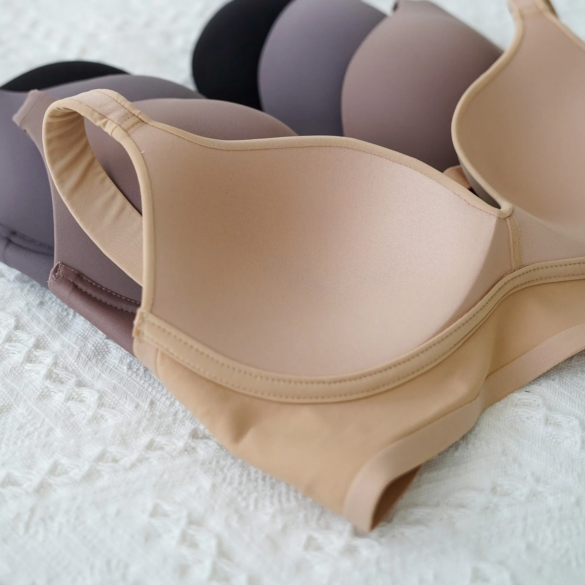 Support Plus! Low-Plunge U-Back Wireless Bra in Mauve Buttercream