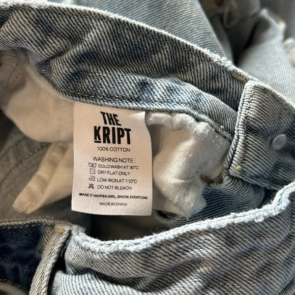 The Kript Loose Jeans Womens S Med Wash Distressed Denim Cotton High Rise Sz XS