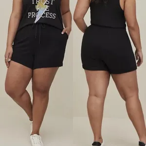 Torrid Womens NWT Black Mid Rise Everyday Fleece Patch Pocket Shorts Size 2X