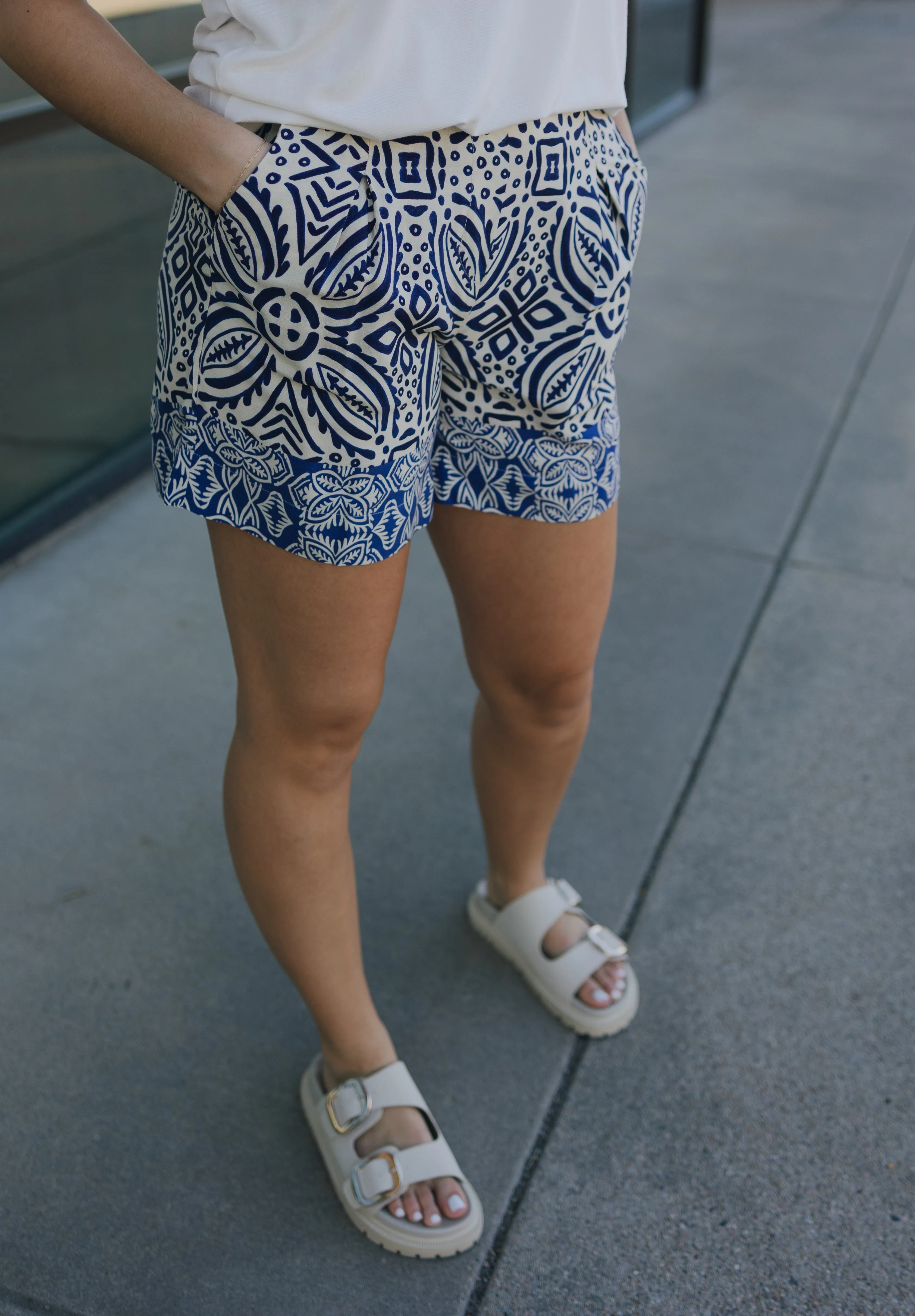 Tribal Pull On Short w/ Front Pleats