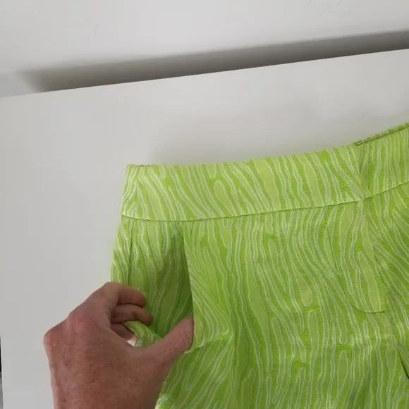 Trina Turk Lime Green Marled Textured Shorts Size 2