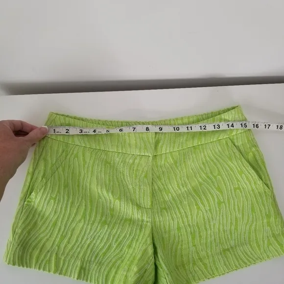 Trina Turk Lime Green Marled Textured Shorts Size 2