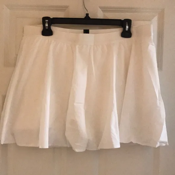 Under Armour Golf/Tennis/Pickleball Skort NWT!