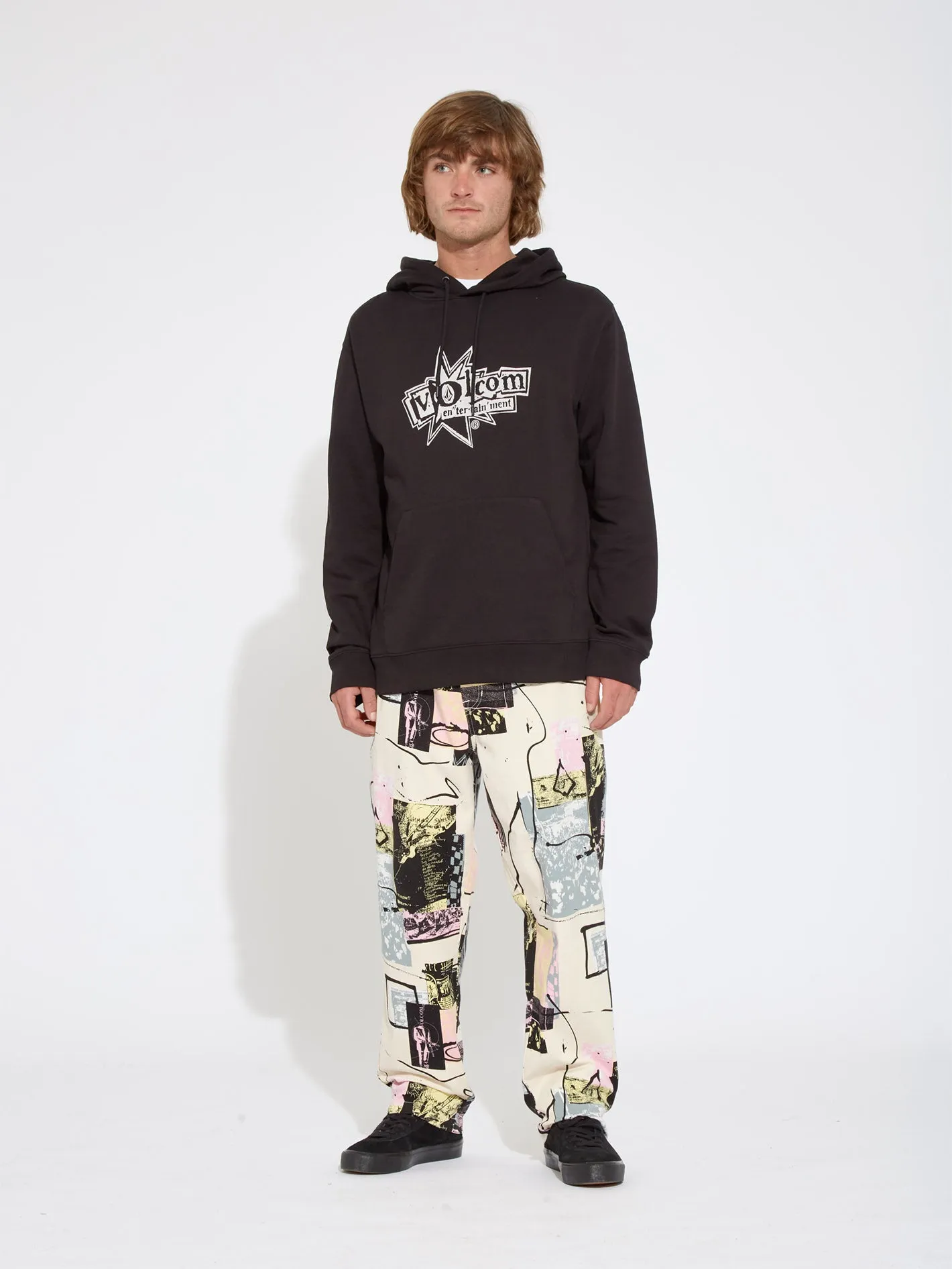 V Entertainment Hoodie - BLACK
