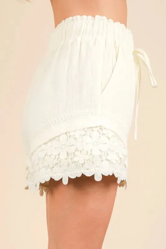 VERY J Lace Contrast Detail Woven Shorts