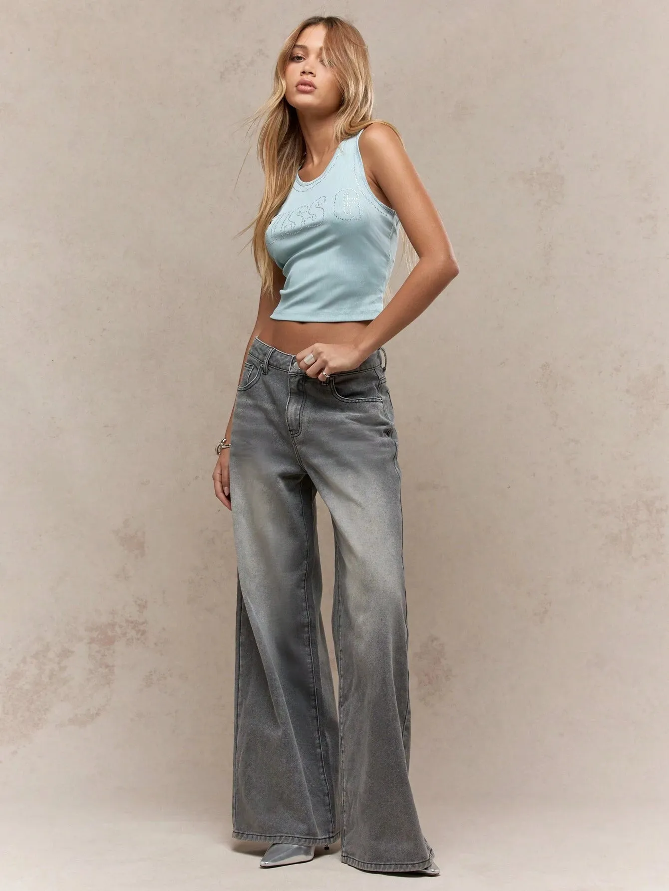 Washed Faded Wide-Leg Jeans | Trendy & Relaxed Denim for Any Occasion