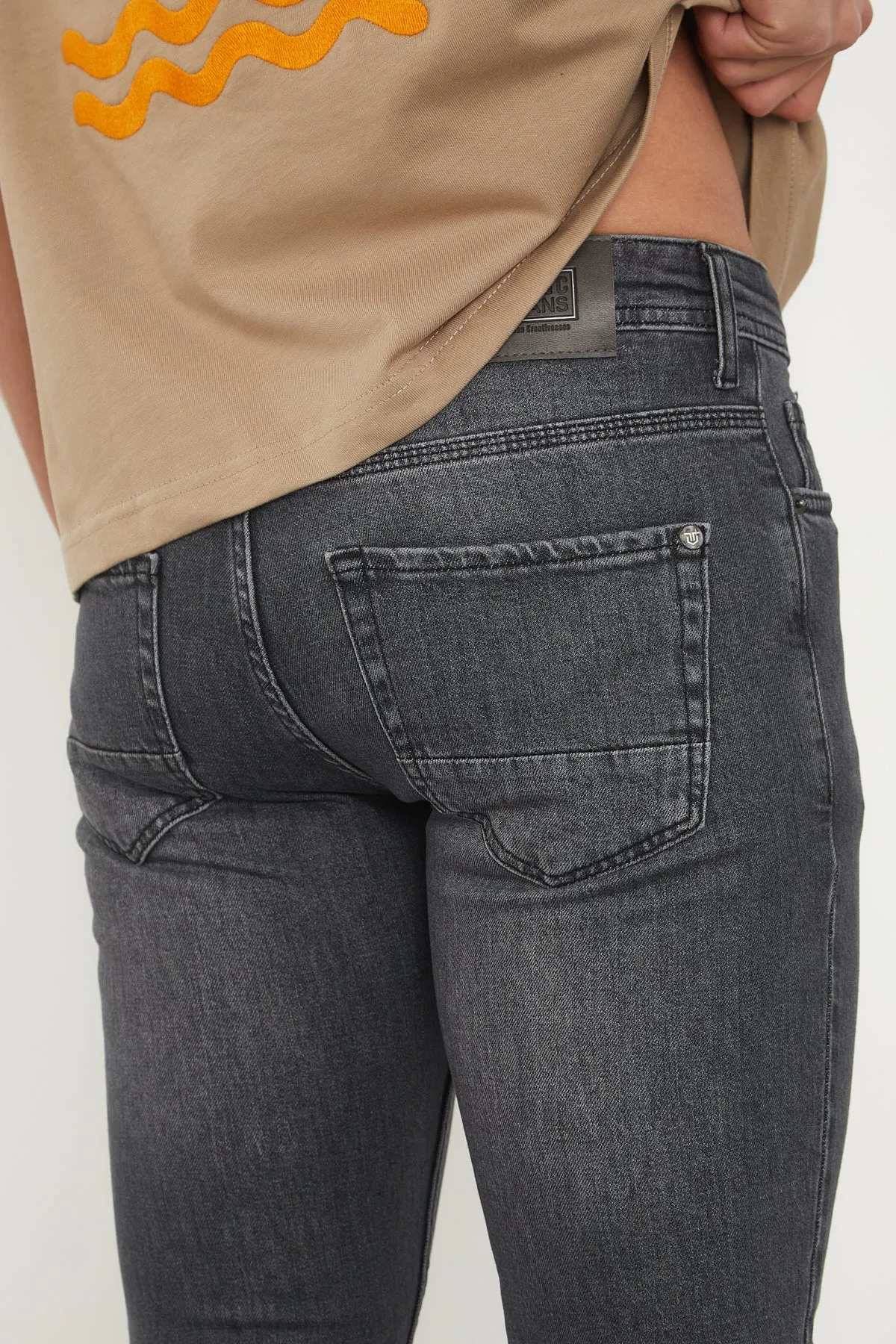 Wolfe Denim Slim Fit Jeans – Charcoal Grey