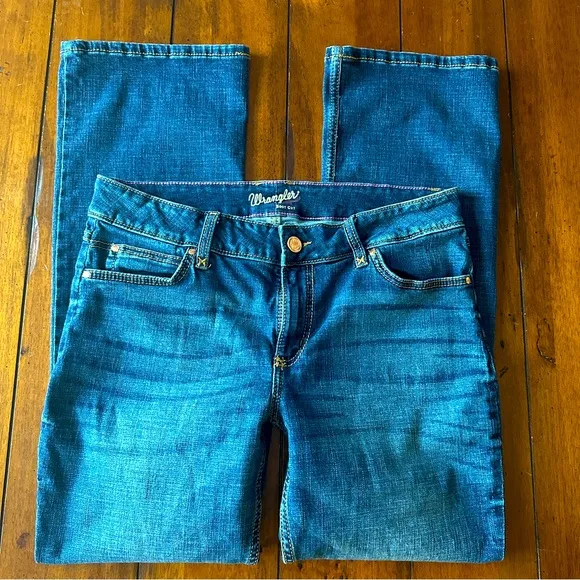 Wrangler Boot Cut Jeans Mid Rise Size 11