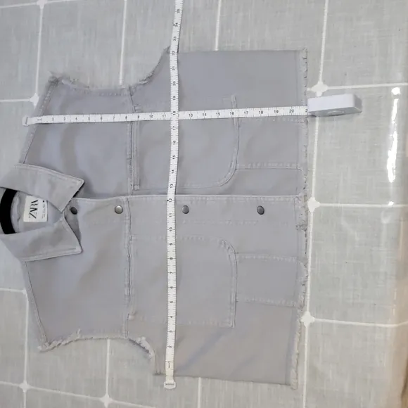 Zara Jean Cropped Vest, Size M