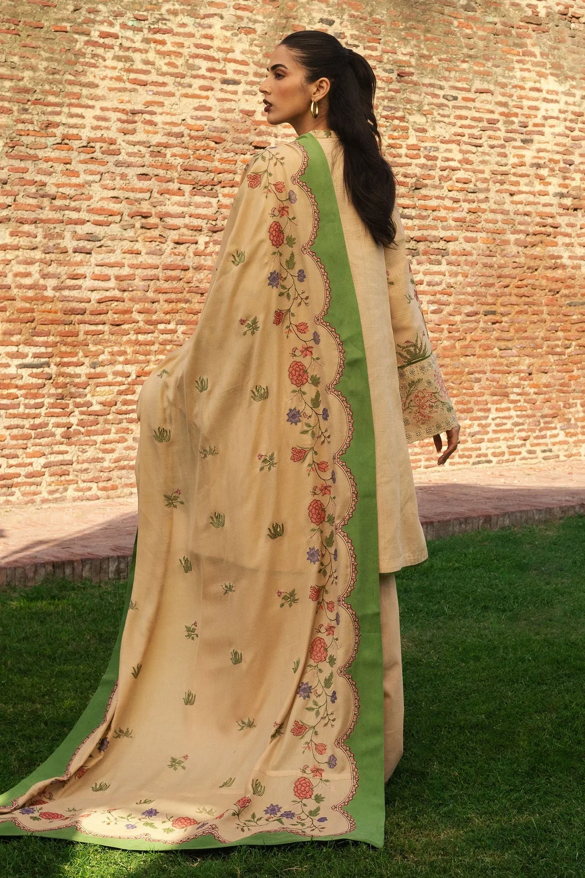 Zara Shahjahan | Winter Collection 2024 | NEGAH D3